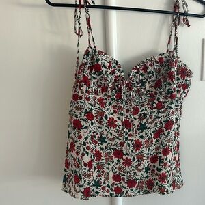 Realization Par floral top size medium